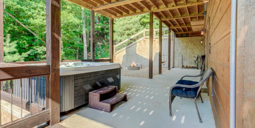 Blue Ridge - Little Creek Cabin - Exterior