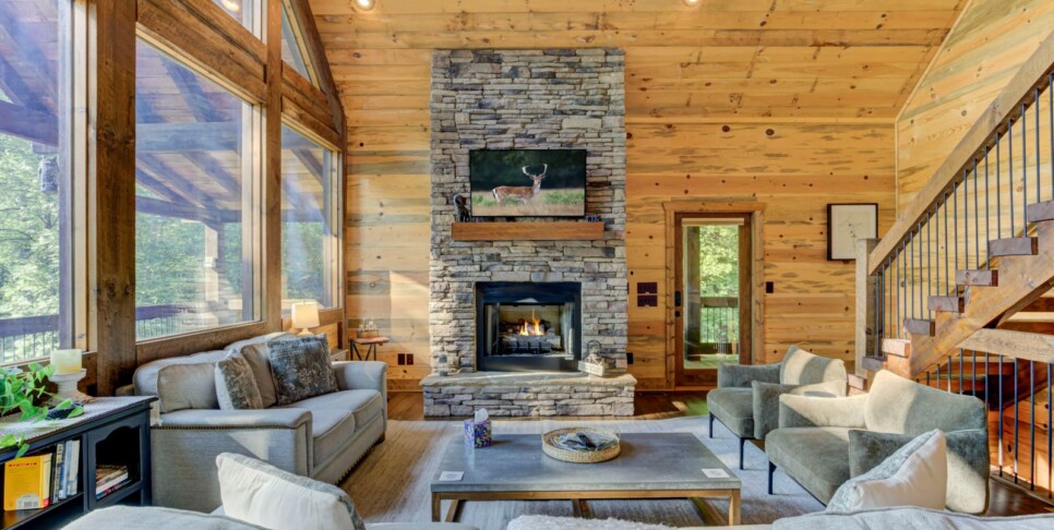 Blue Ridge - Little Creek Cabin - Living Room