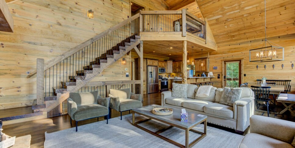 Blue Ridge - Little Creek Cabin - Living Room