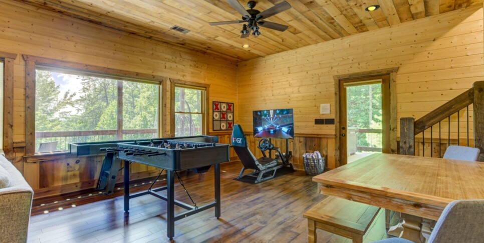 Blue Ridge - Little Creek Cabin - Rec Room