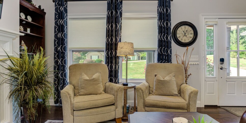 Jasper-The Winchester House-Living Room