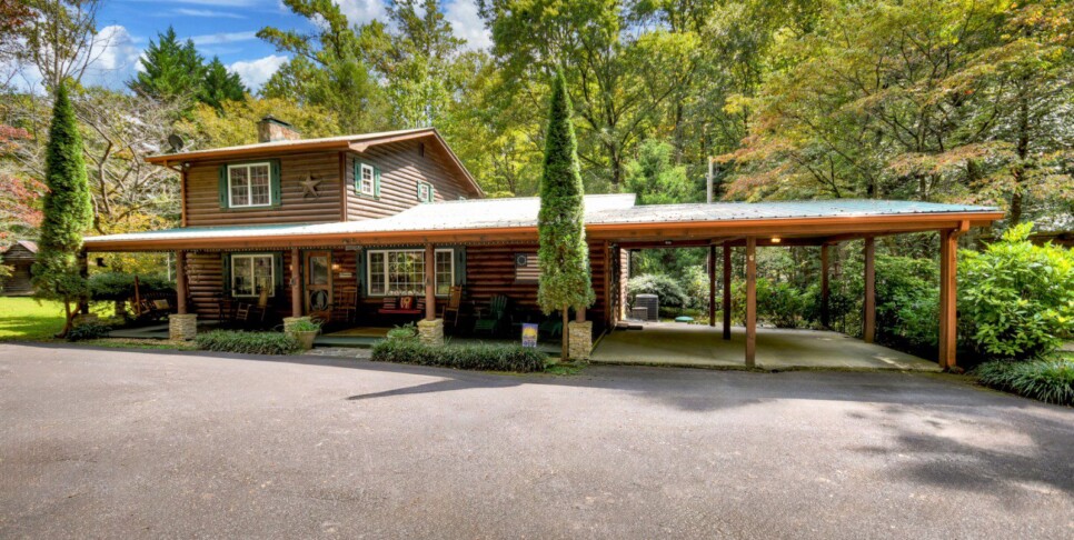 blue-ridge-cabin-rentals-cowboy-cabin-exterior