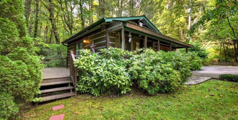 blue-ridge-cabin-rentals-cowboy-cabin-exterior