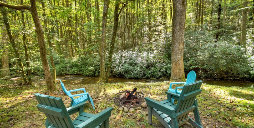 blue-ridge-cabin-rentals-cowboy-cabin-exterior