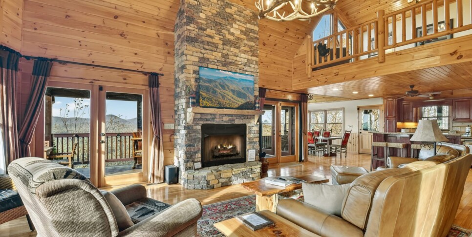 blue ridge amazing mountain view living room