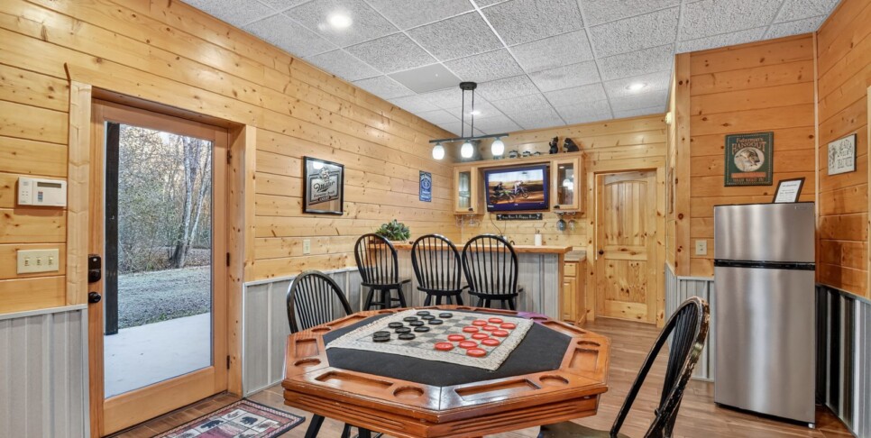 blue ridge astounding river view rec room