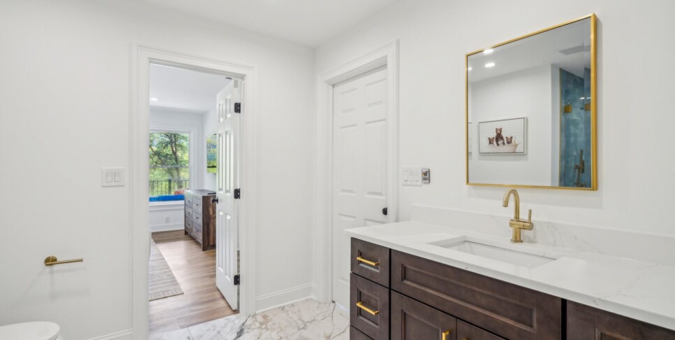 Bent Tree Dream View Lodge Bathroom