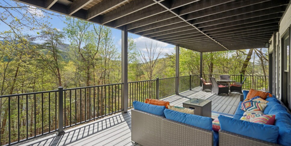 Bent Tree Dream View Lodge Exterior