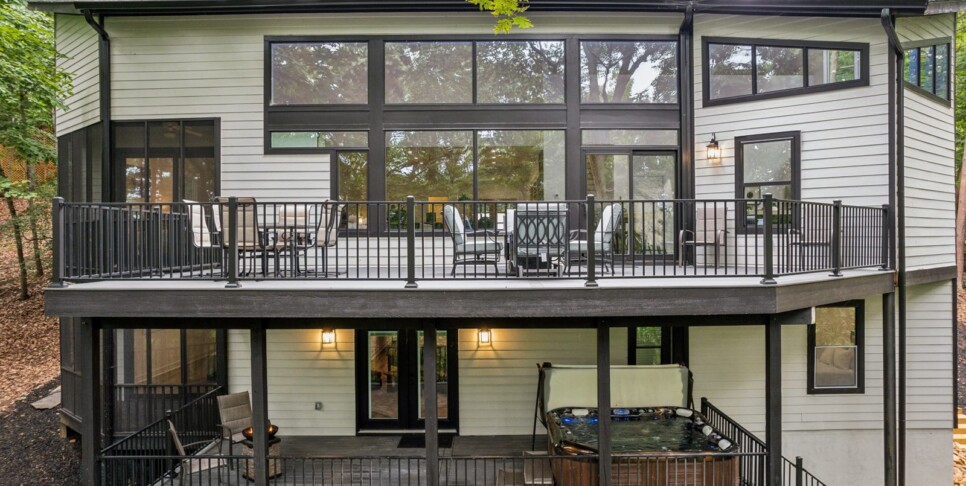 Bent Tree Luxe Bear Lodge Exterior