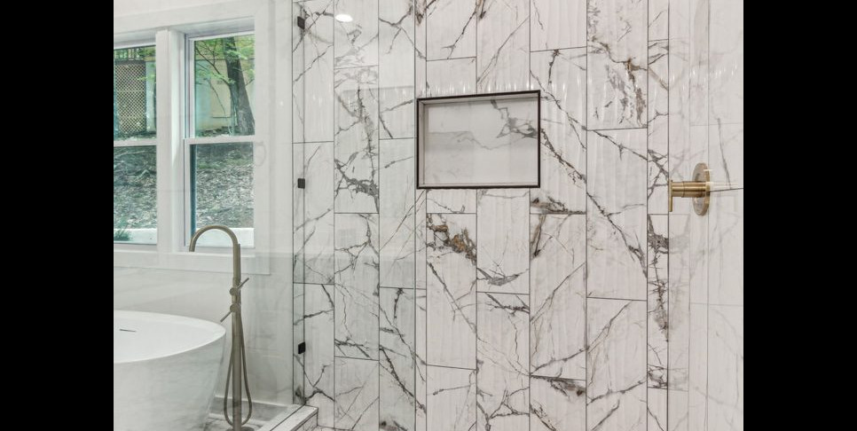 Bent Tree Luxury Bear Lodge Bathroom
