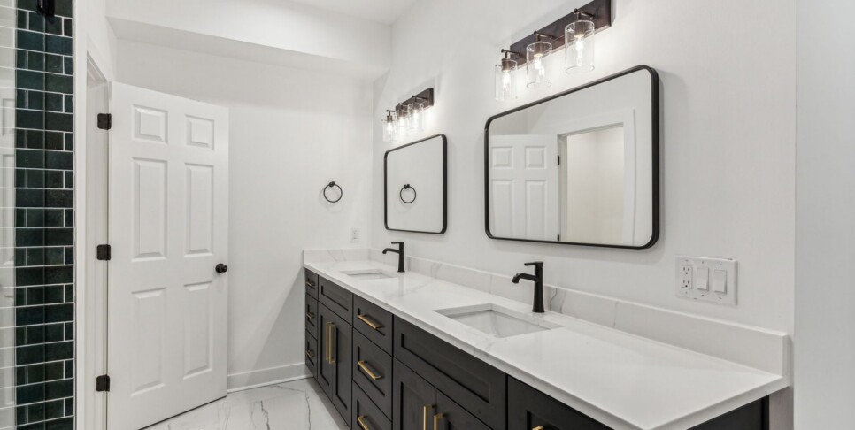 Bent Tree Luxury Bear Lodge Bathroom