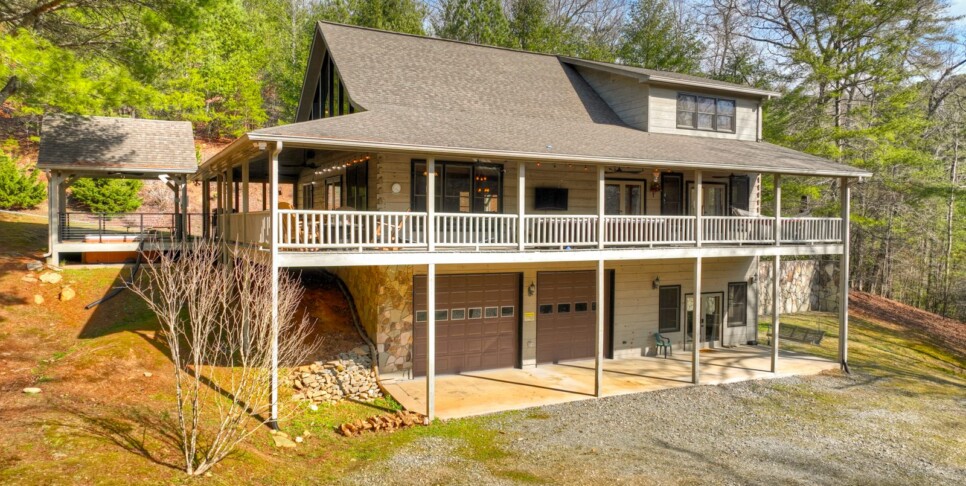 default blue ridge kick aska lodge exterior