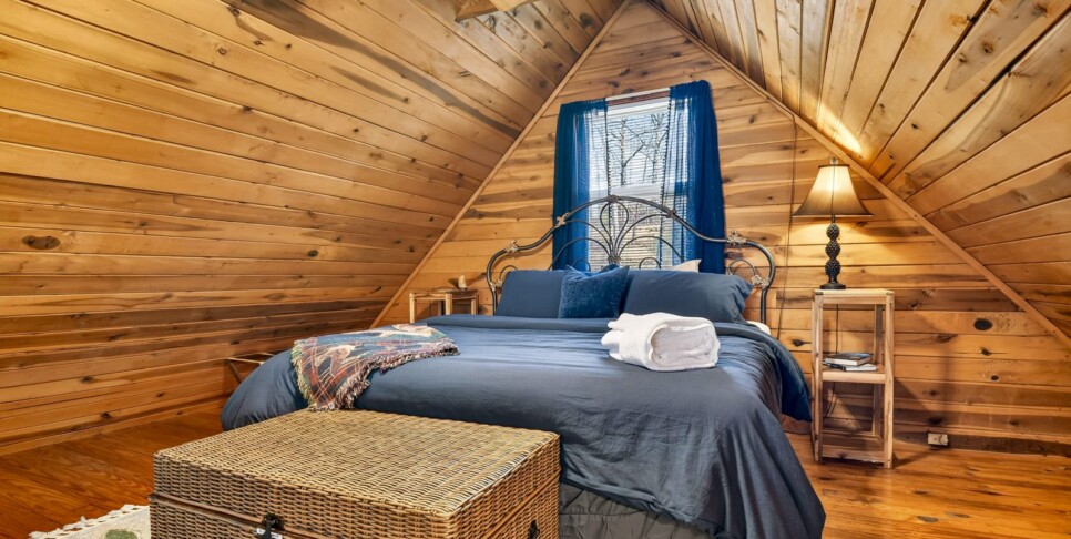blue ridge serenity woods bedroom