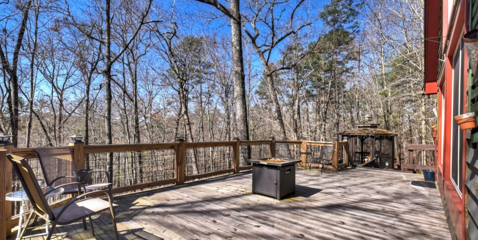 blue ridge serenity woods exterior