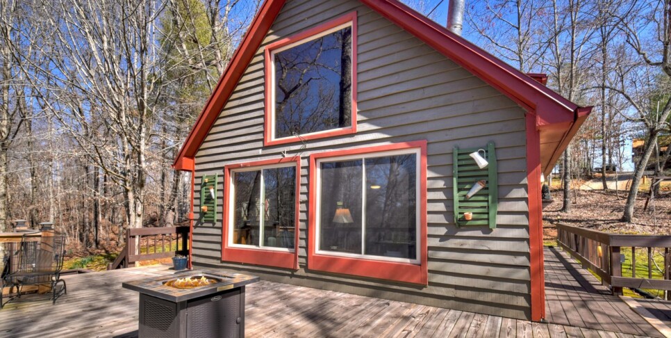 blue ridge serenity woods exterior