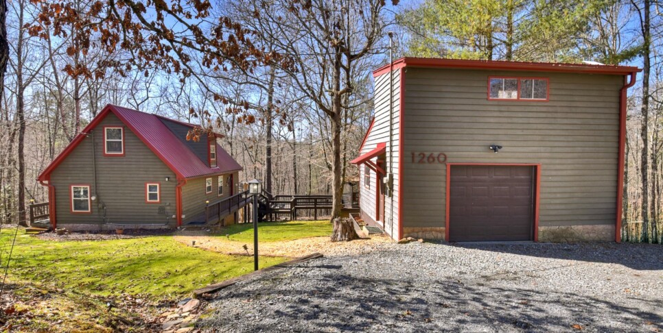 blue ridge serenity woods exterior