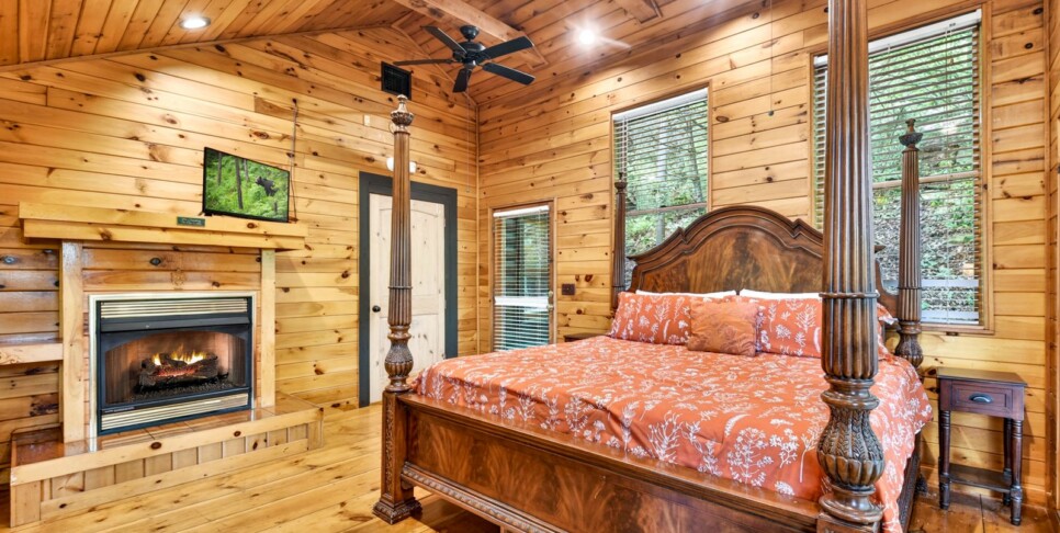 blue ridge wolfpack lodge bedroom