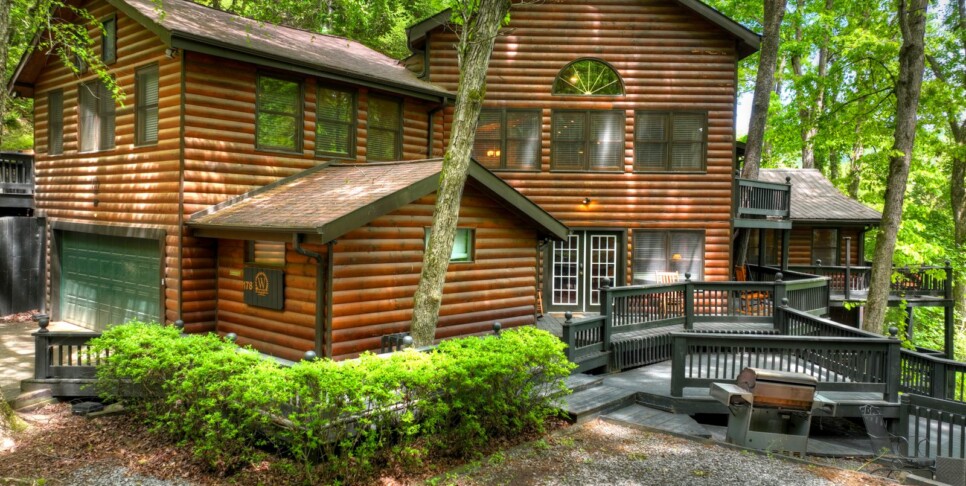 default blue ridge wolfpack lodge exterior