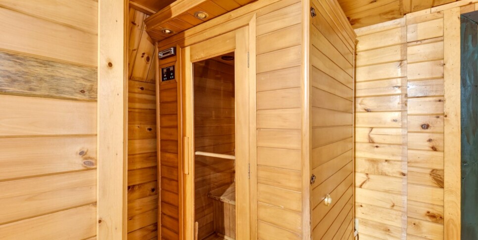 blue ridge wolfpack lodge rec room