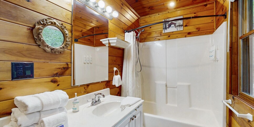 Blue Ridge - Wolfpack Lodge - Temp Photos