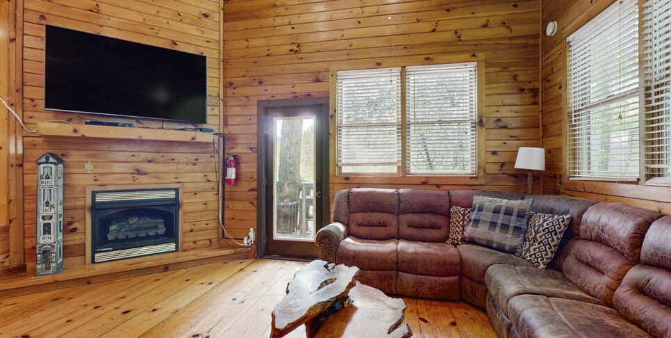 Blue Ridge - Wolfpack Lodge - Temp Photos