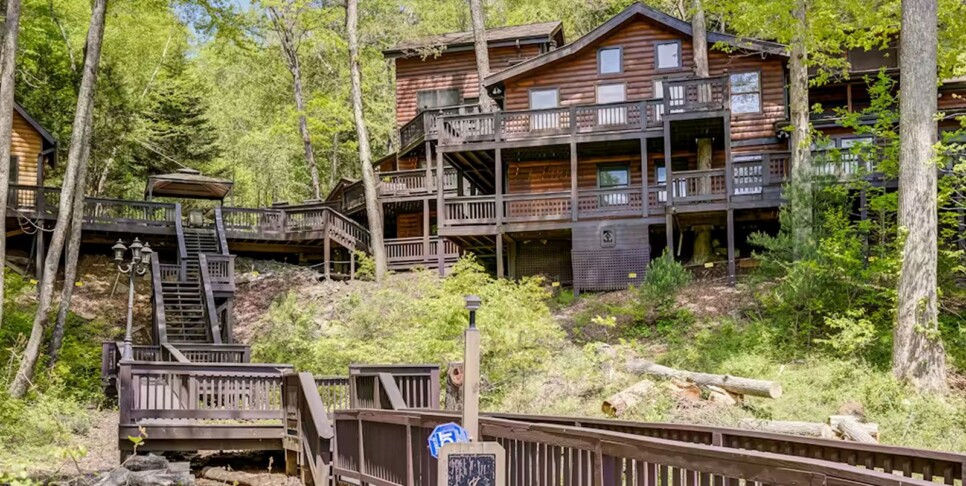 Blue Ridge - Wolfpack Lodge - Temp Photos