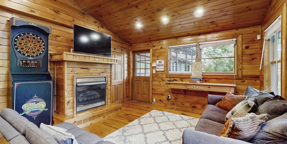 Blue Ridge - Wolfpack Lodge - Temp Photos
