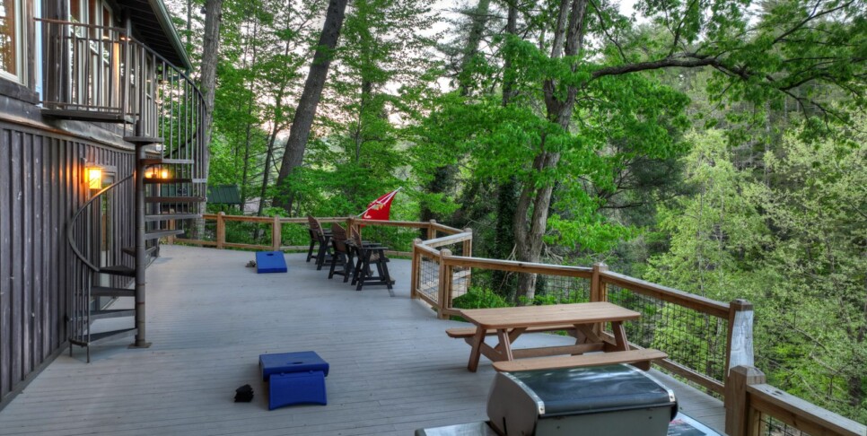 blue ridge riversong on the toccoa exterior