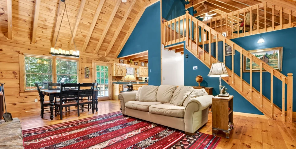 Blue Ridge Chestnut Bearcation Living Room