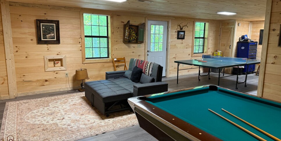 Blue Ridge - Chestnut Bearcation - Temp Photos