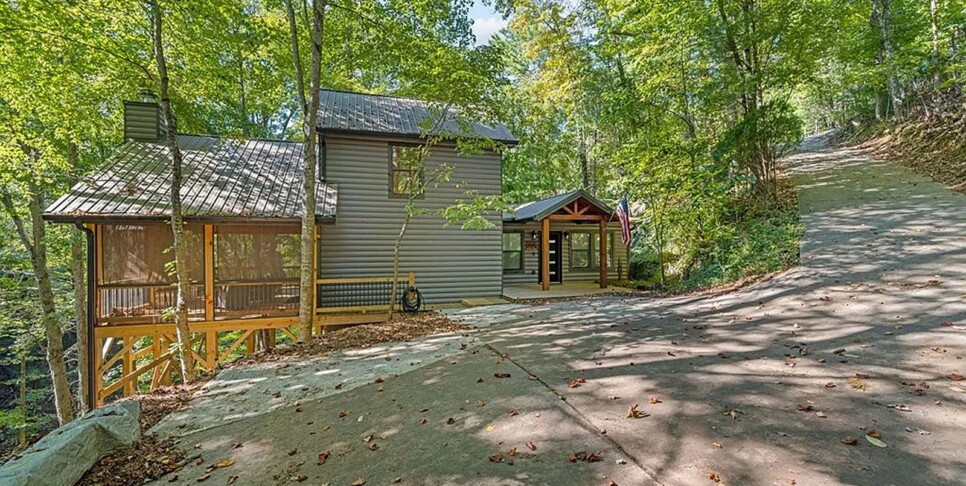 Blue Ridge - The Goathouse - Temp Photos