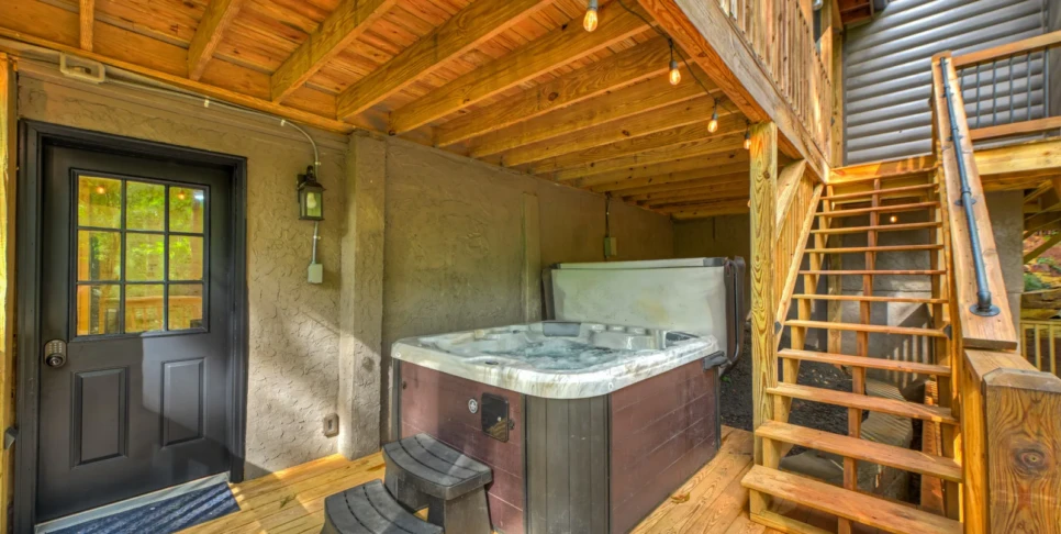 Ellijay The Goathouse Exterior