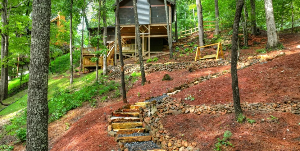 Ellijay The Goathouse Exterior
