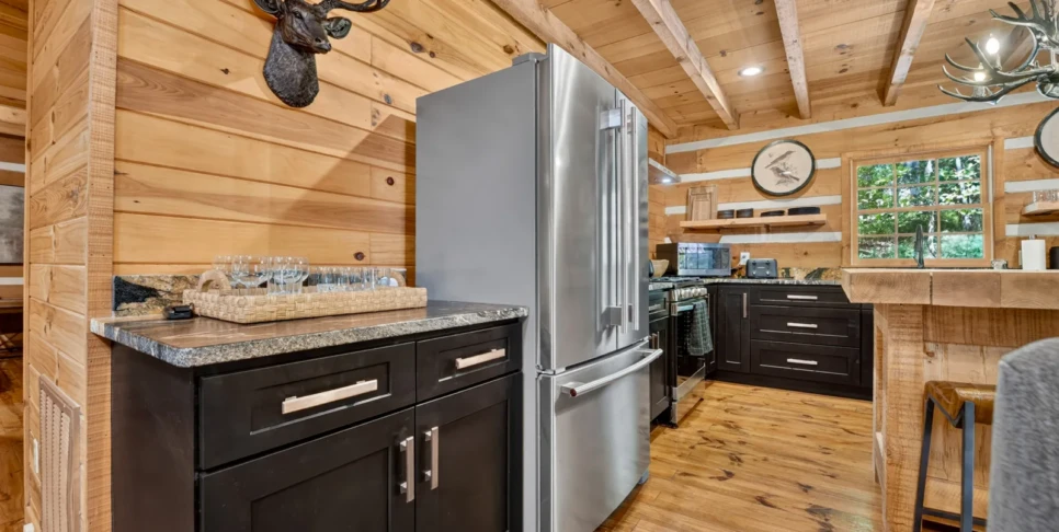 Blue Ridge Deer Haven Kitchen