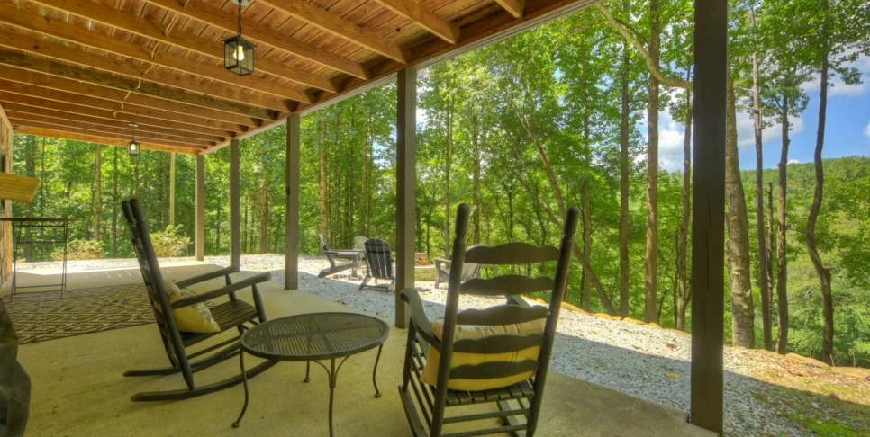 Blue Ridge Hothouse Creek Retreat Exterior