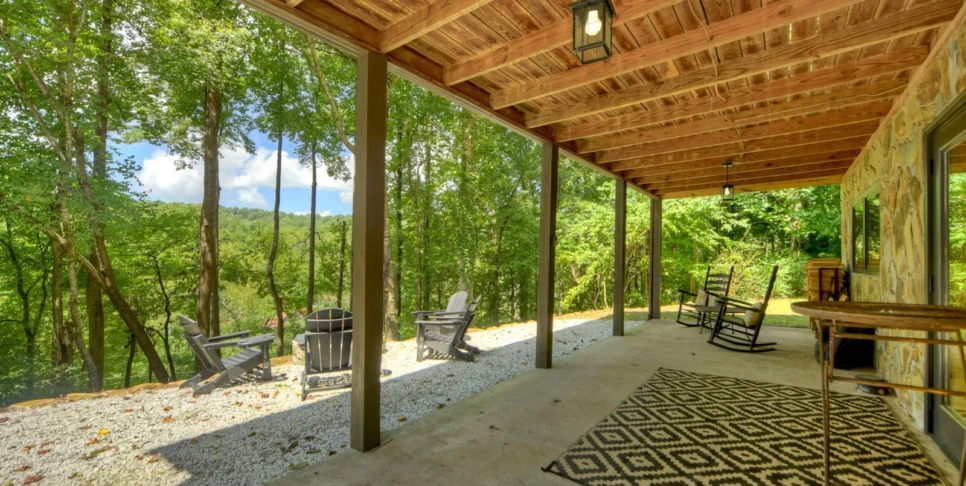 Blue Ridge Hothouse Creek Retreat Exterior