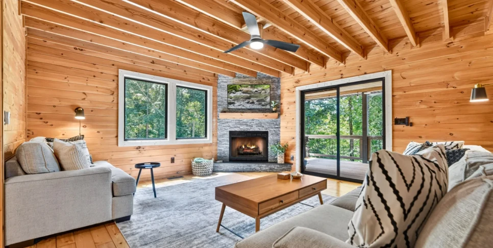 Blue Ridge Hothouse Creek Retreat Living Room