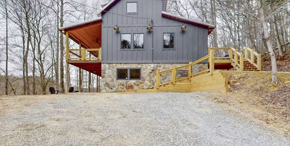 Blue Ridge - Hothouse Creek Retreat - Temp Photos